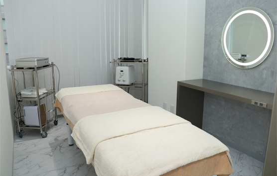 LIN FACEフロント紹介